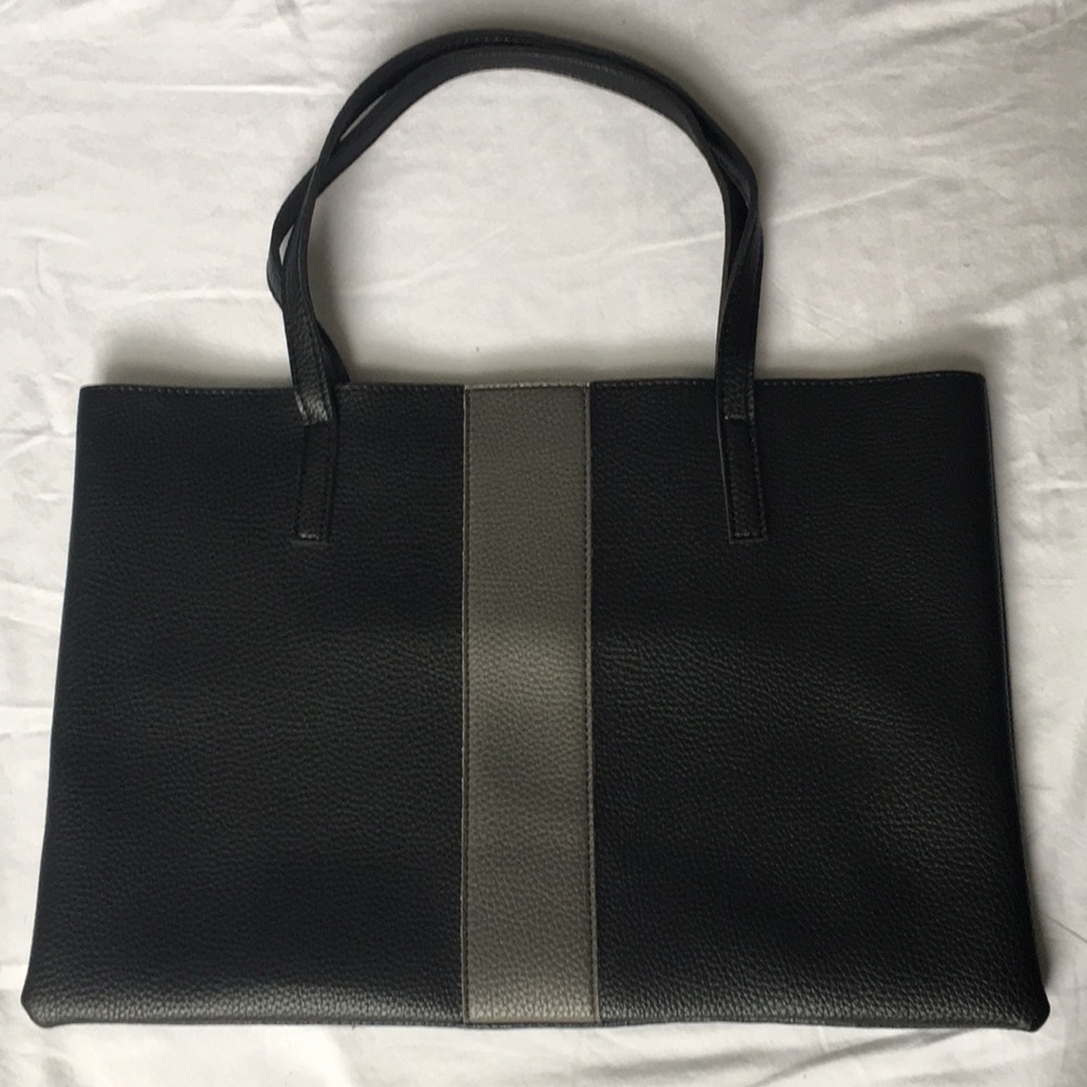Nwt Vince Camuto Vegan Leather Luck Tote